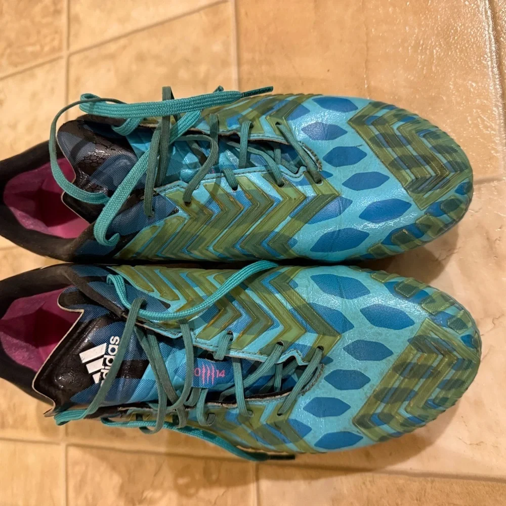 Adidas Men's Teal and Black Athletic Shoes